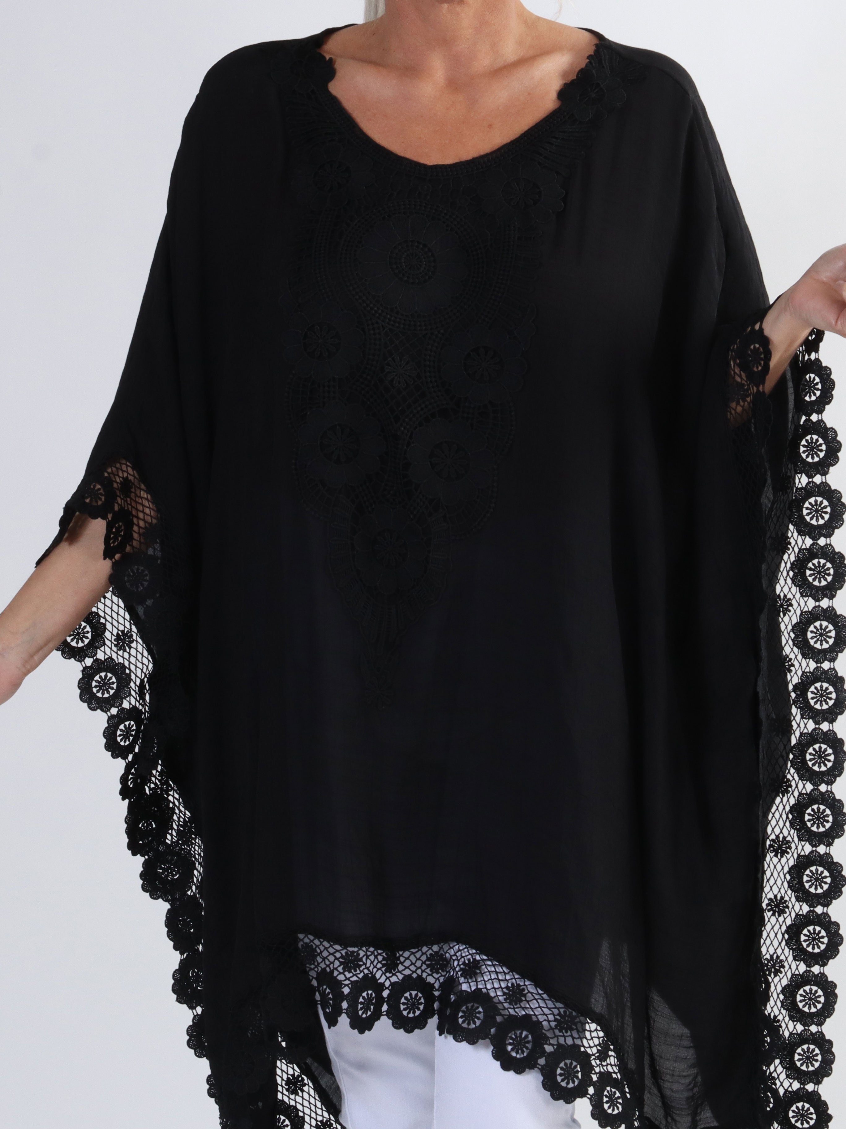 Leslie - Smuk plus size tunika med blondekanter